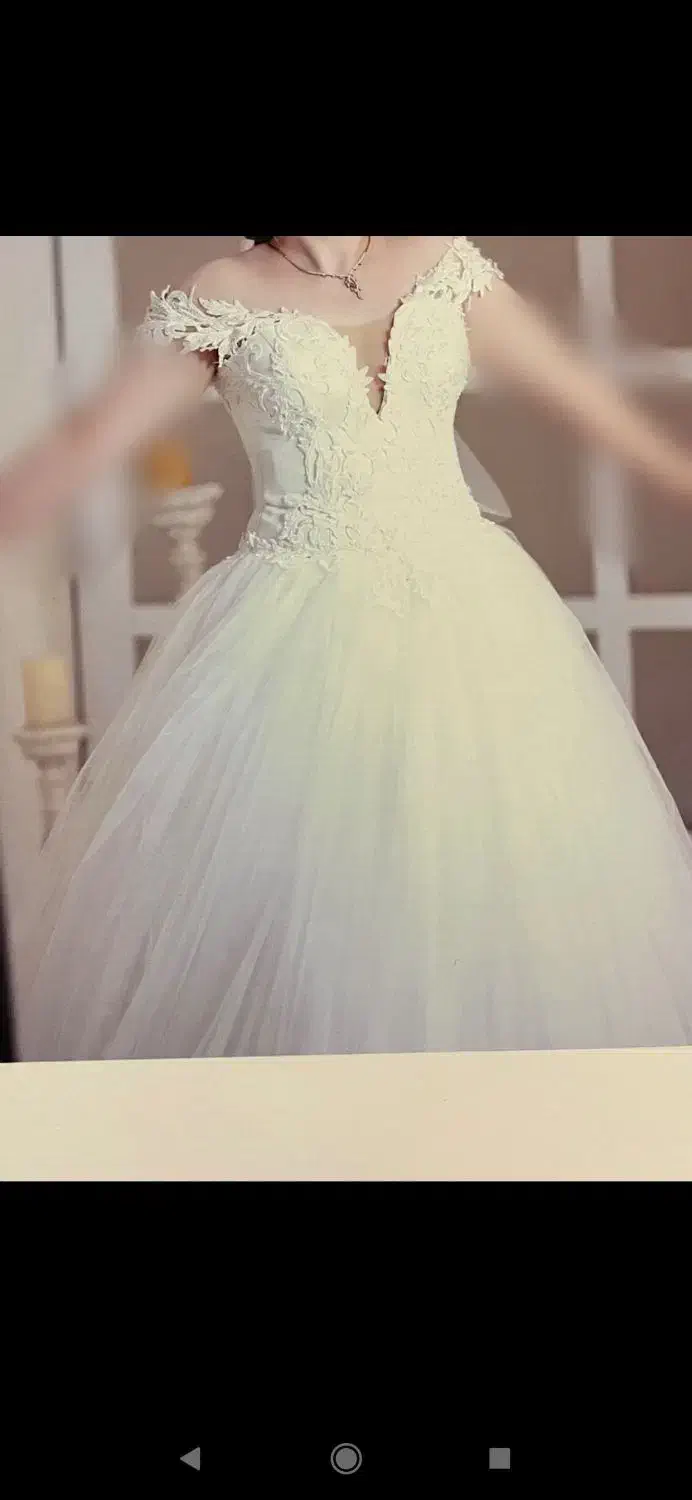 لباس عروس ساده وبسیارشیک|لباس|تهران, آذربایجان|دیوار