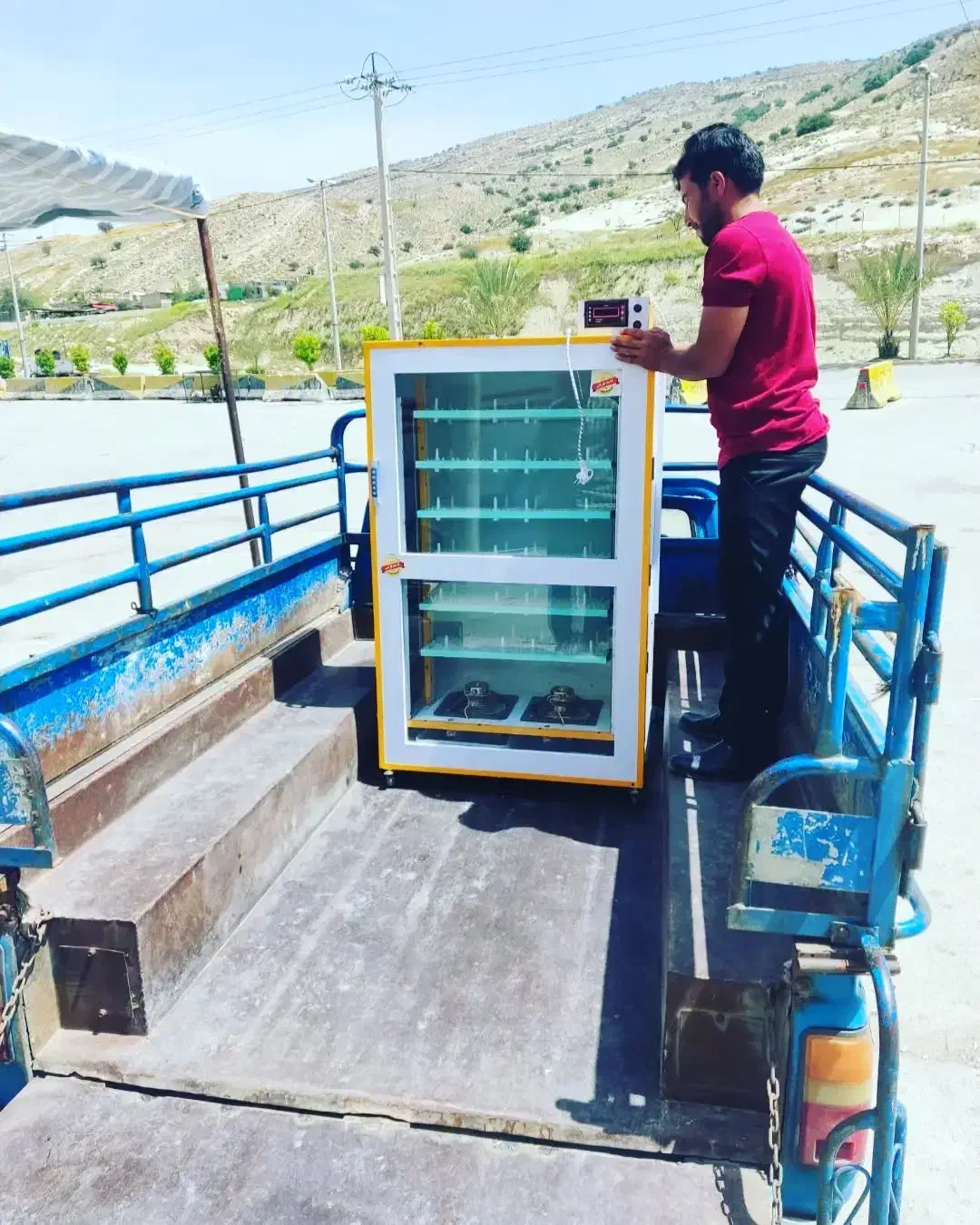 تولید دستگاه جوجه کشی ، تعمیر و تامین قطعات|ماشین‌آلات صنعتی|کازرون, |دیوار