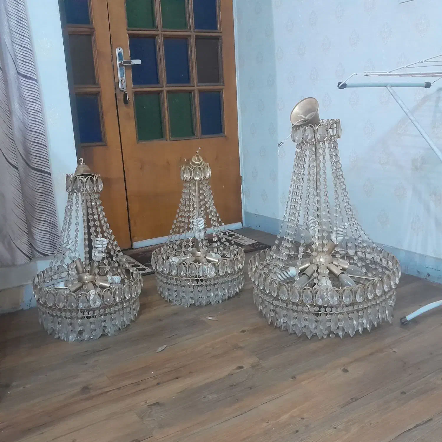 لوستر برنز|لوستر و چراغ آویز|شیراز, هفت تنان|دیوار