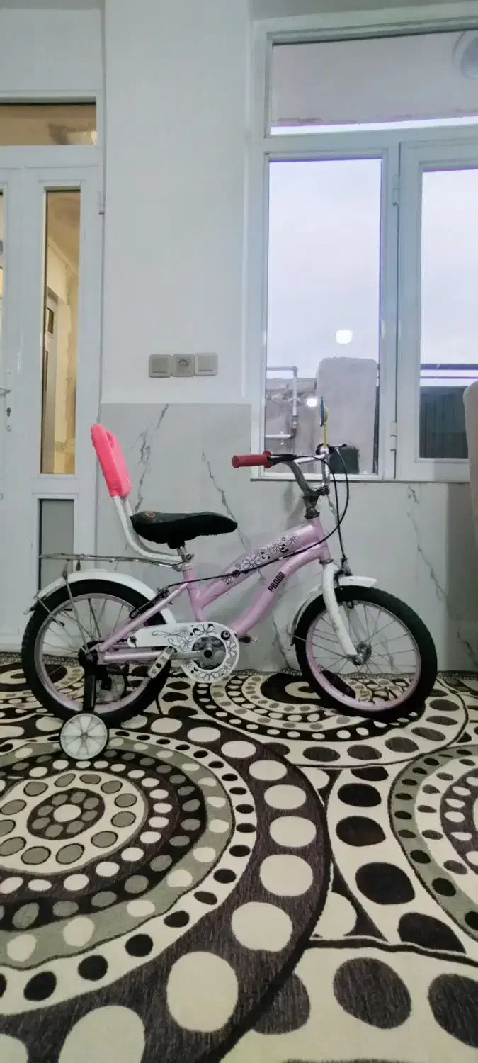 دوچرخه برا کودک ۴ سال ب بالا|دوچرخه، اسکیت، اسکوتر|خوی, |دیوار