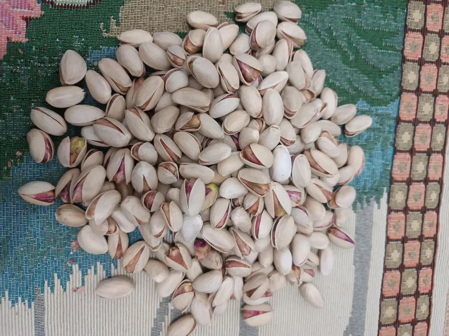 فروش پسته|عمده‌فروشی|سروستان, |دیوار