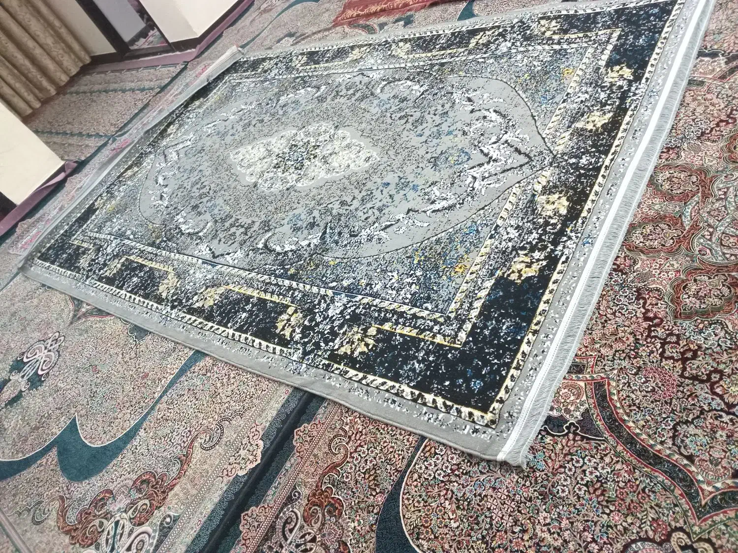 فرش 2در 3|فرش|جیرفت, |دیوار