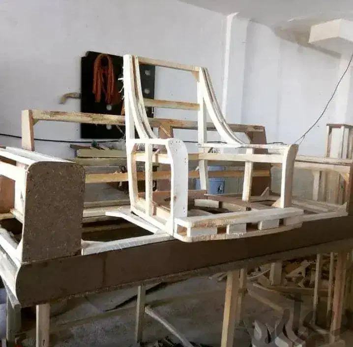 کلاف خام|مبلمان خانگی و میز عسلی|خسروشاه, |دیوار