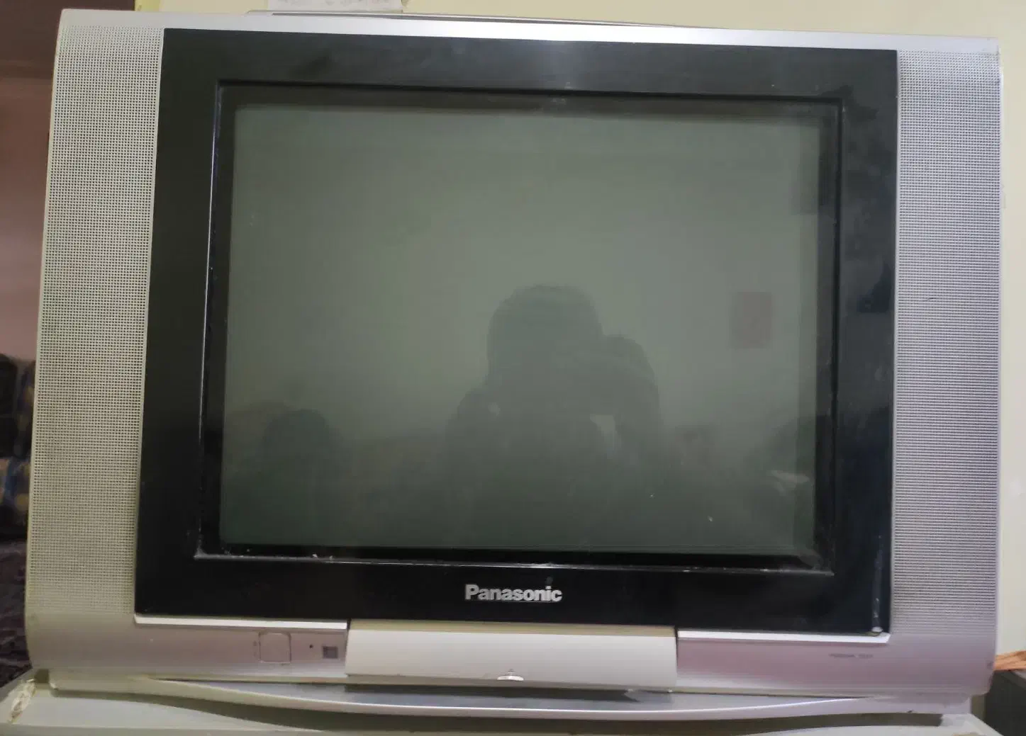تلویزیون پاناسونیک « میز تلویزیون » با تخفیف|تلویزیون و پروژکتور|اهواز, نادری|دیوار