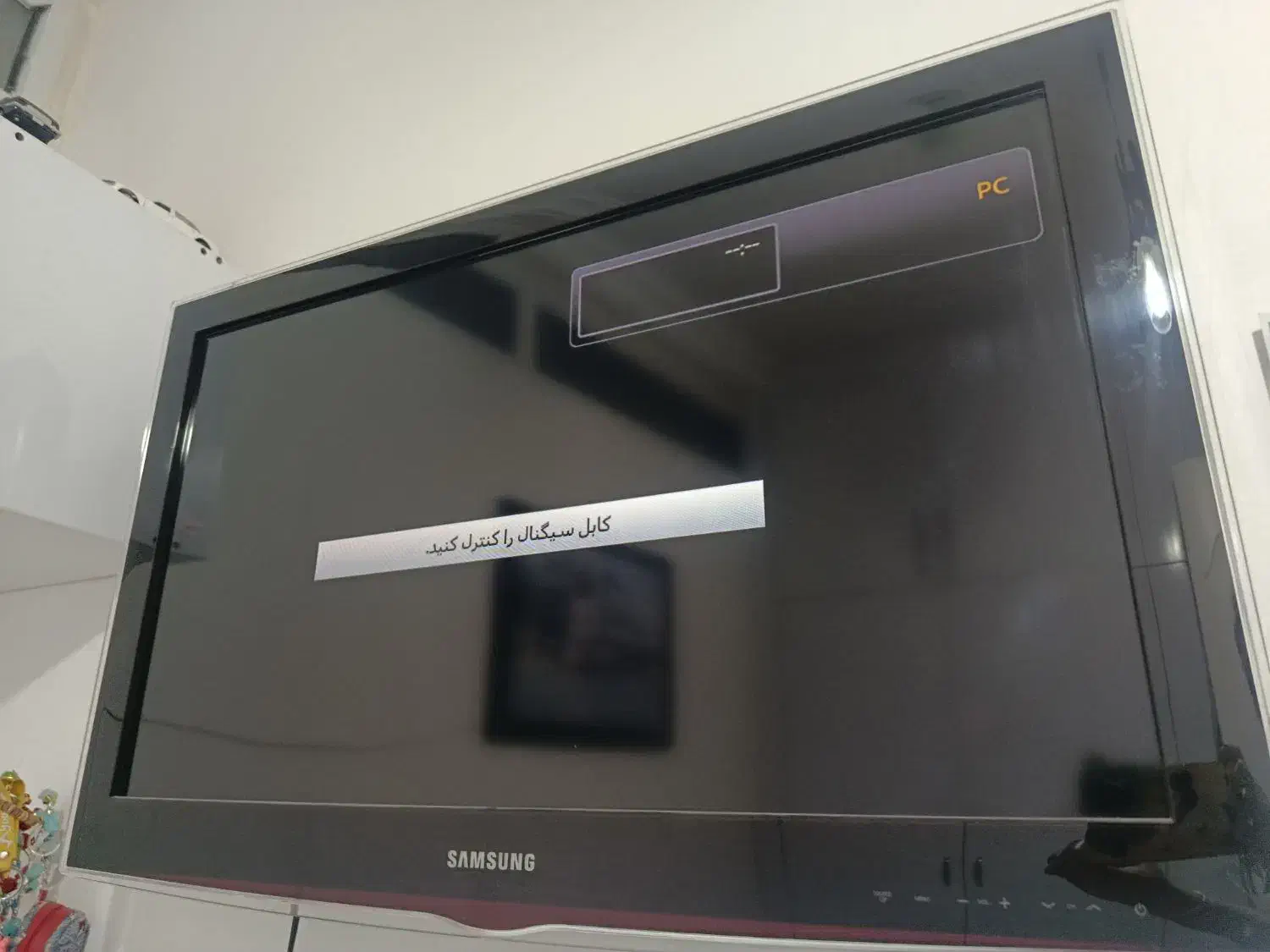فروش تلویزیون۳۲ اینچ|تلویزیون و پروژکتور|مهاباد (آذربایجان غربی), |دیوار