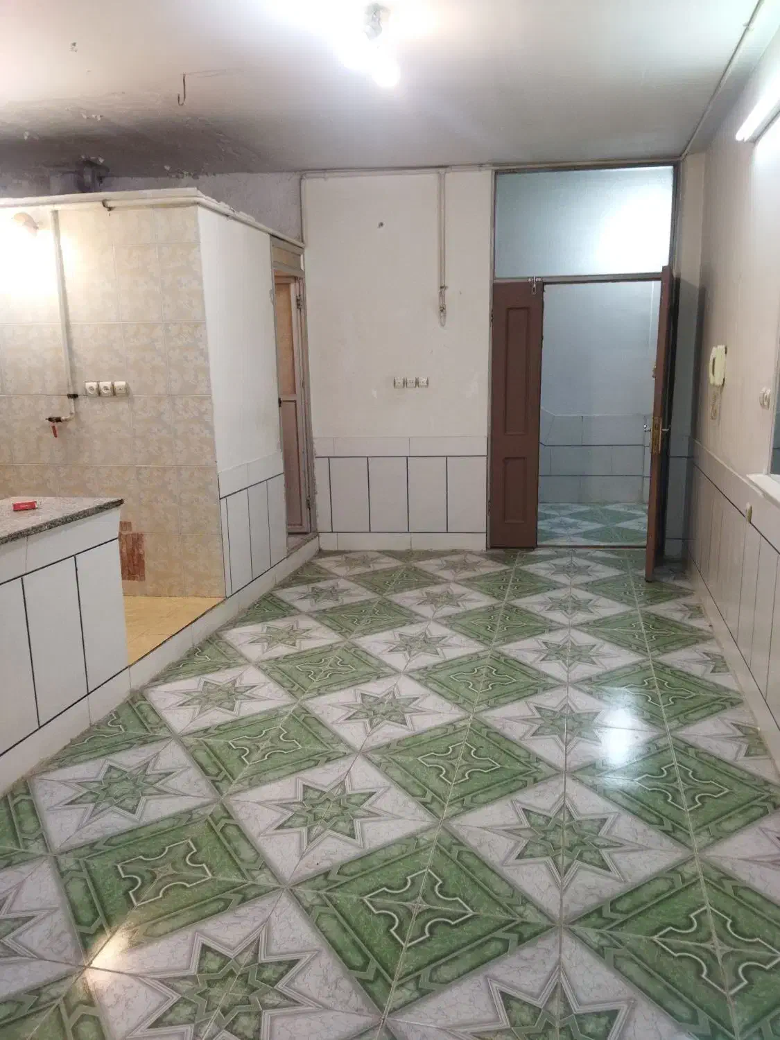 منزل مسکونی ،سوئیت آماده به اجاره|اجارهٔ آپارتمان|شهرضا, |دیوار