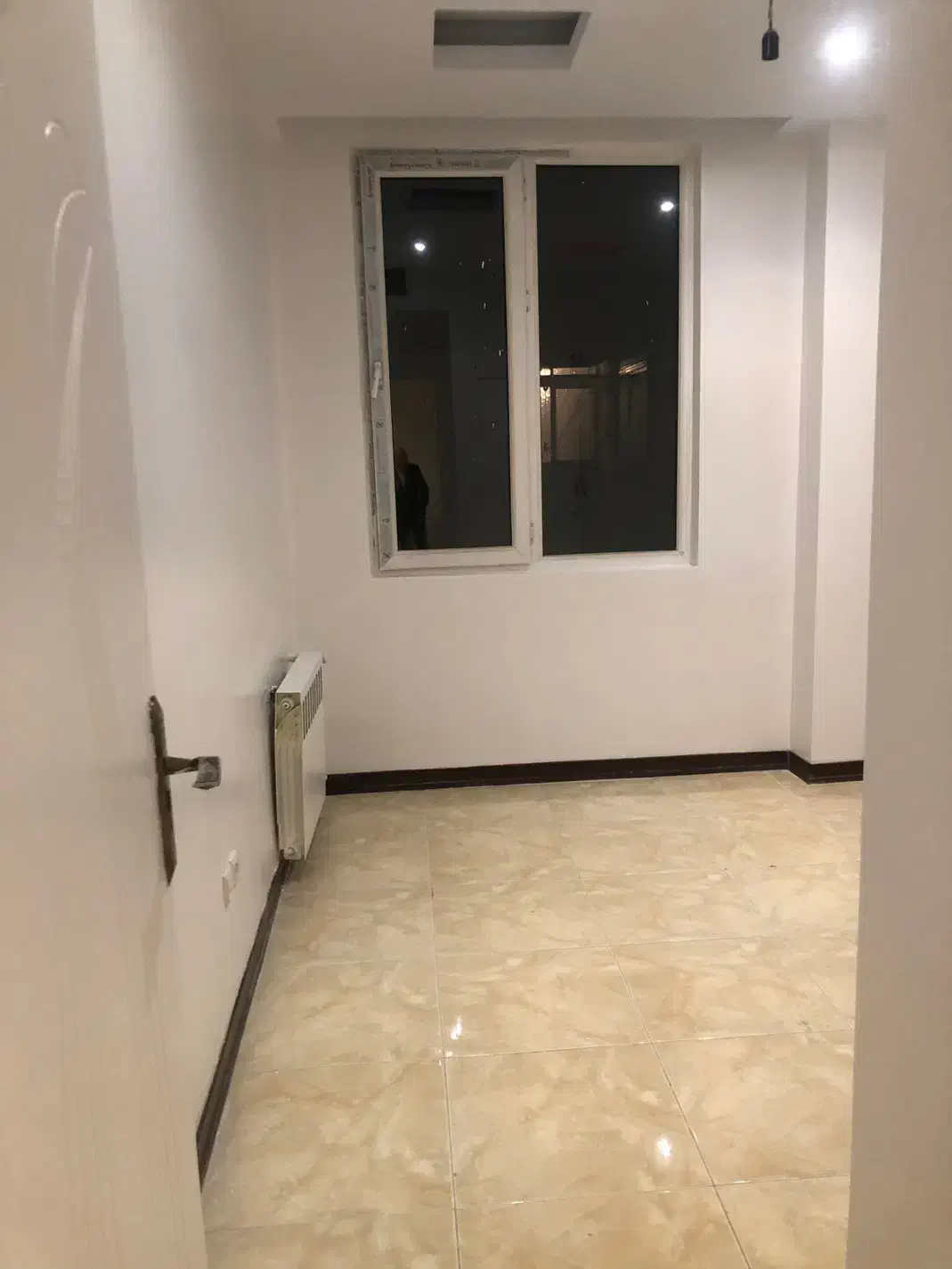 آپارتمان  ۸۶  متر ۲ خواب / فول رنگ بازسازی / لوکس