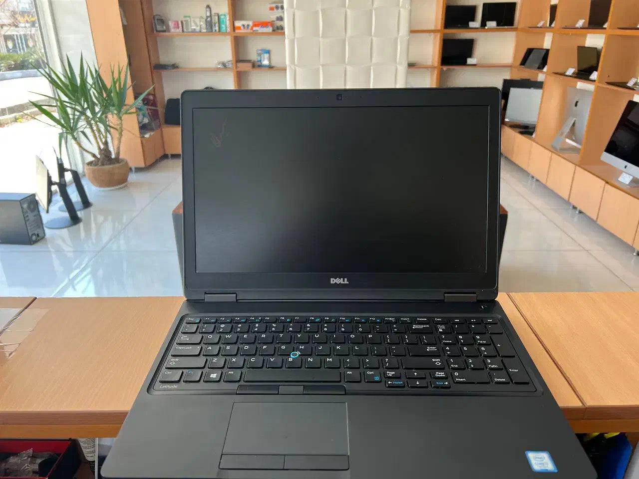 لپتاپ پرقدرت گرافیکدار DELL CORE i7 رم ۱۶ گیگ|رایانه همراه|تبریز, |دیوار