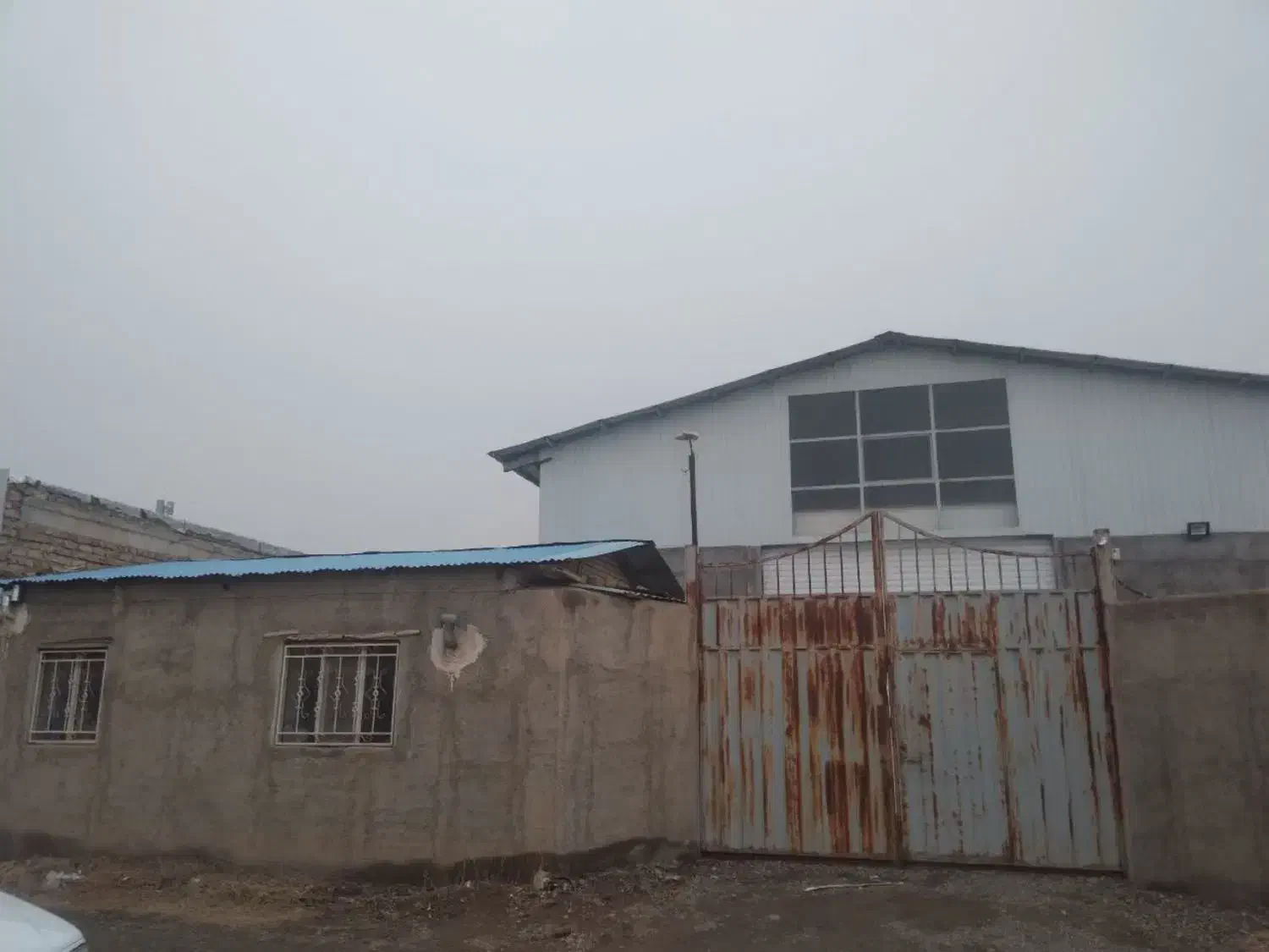 کارگاه با شرایط عالی اجاره داده میشود|اجارهٔ دفتر صنعتی، کشاورزی، تجاری|ساوه, |دیوار