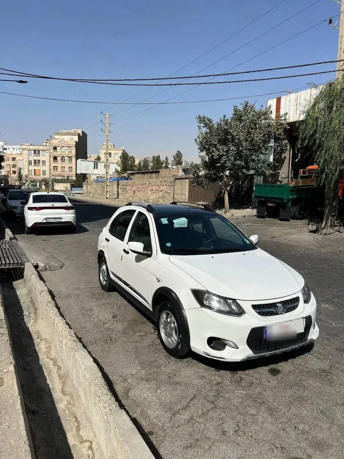 کوییک|خودرو سواری و وانت|اندیشه, اندیشه فاز ۱|دیوار