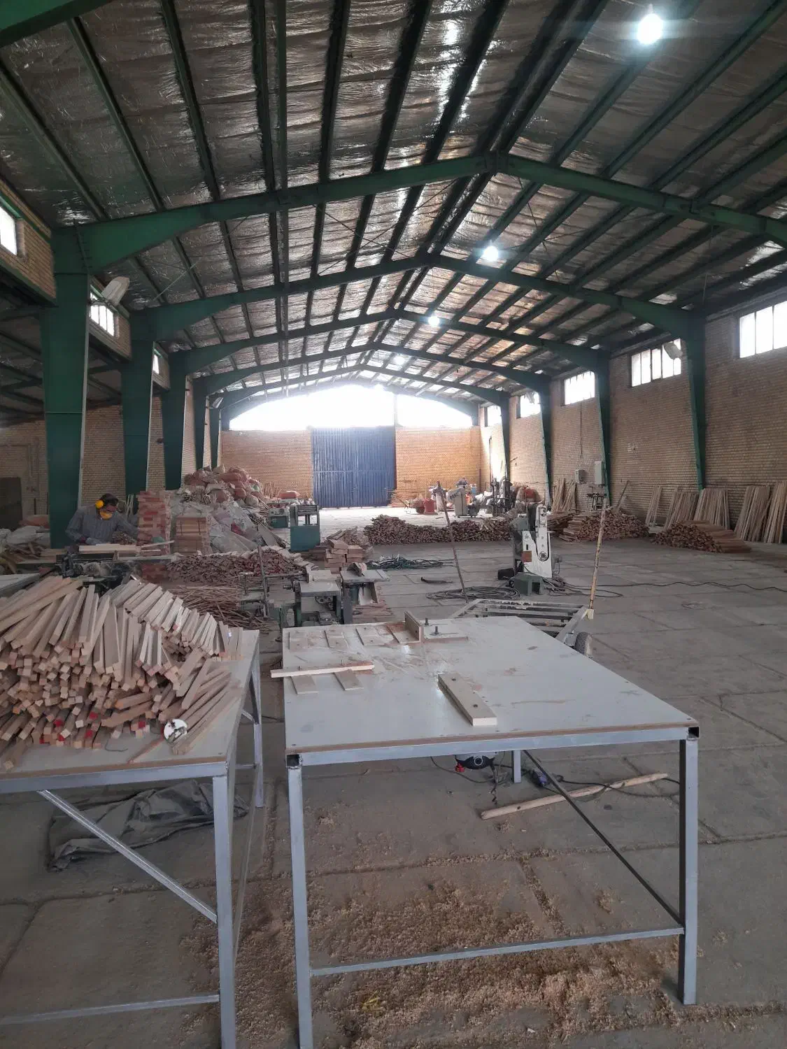 نیروی کار در کارگاه چوب|استخدام صنعتی، فنی، مهندسی|اردبیل, |دیوار