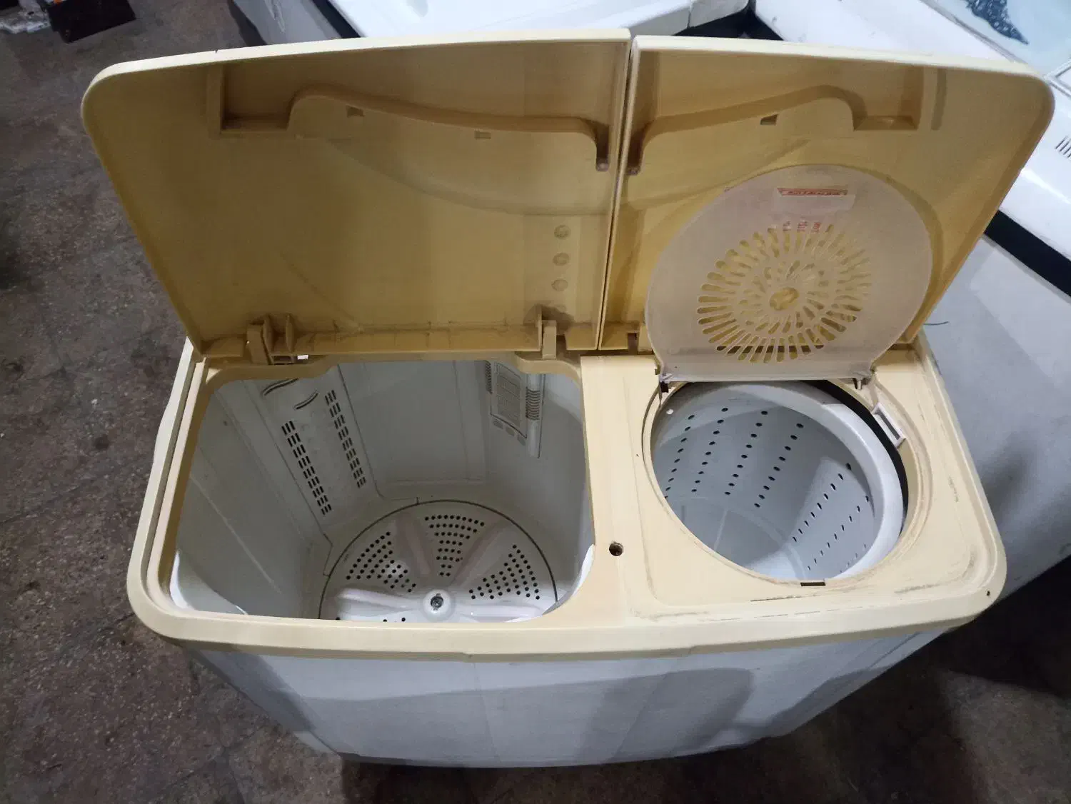 فروش لباسشویی|ماشین لباسشویی و خشک‌کن لباس|جهرم, |دیوار