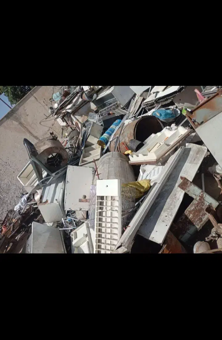 خرید ضایعات شما درب منزل آهن و پلاستیک کاغذ باطله|عمده‌فروشی|رفسنجان, |دیوار