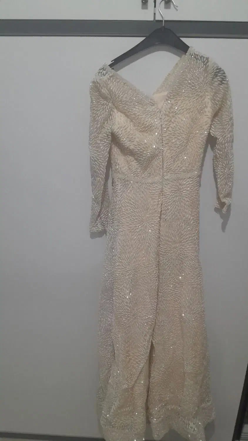 نو است|لباس|پارس‌آباد, |دیوار