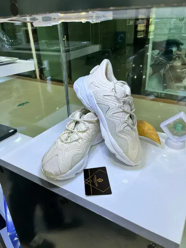 کتونی اورجینال ادیداس ozweego H01183|کیف، کفش، کمربند|لردگان, |دیوار