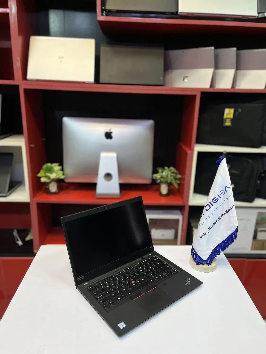 Lenovo think pad T490 i5 carbon لنوو کربن|رایانه همراه|بندر انزلی, سامانسر|دیوار