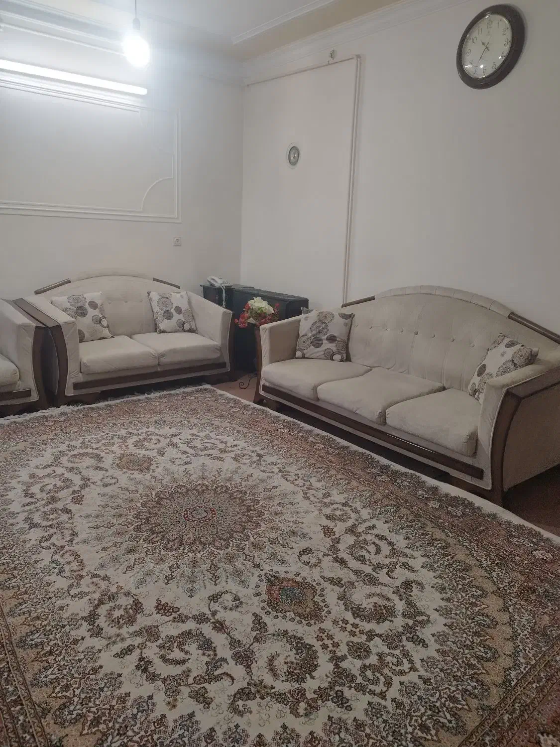 مبل ۷نفره+میز ناهارخوری|مبلمان خانگی و میز عسلی|گرگان, |دیوار