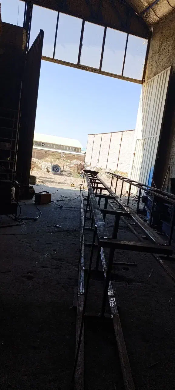 تسمه نقاله و دستگاه های تولید قطعات بتنی|ماشینآلات صنعتی|خسروشاه, |دیوار