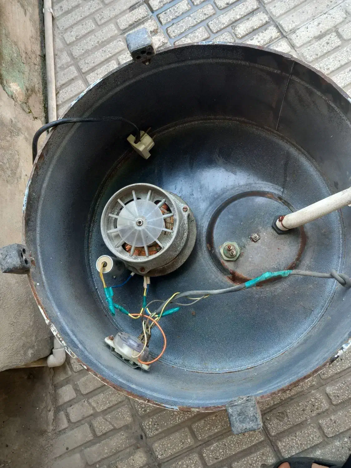 لباسشویی سطلی قدیمی|ماشین لباسشویی و خشک‌کن لباس|قائم‌شهر, |دیوار