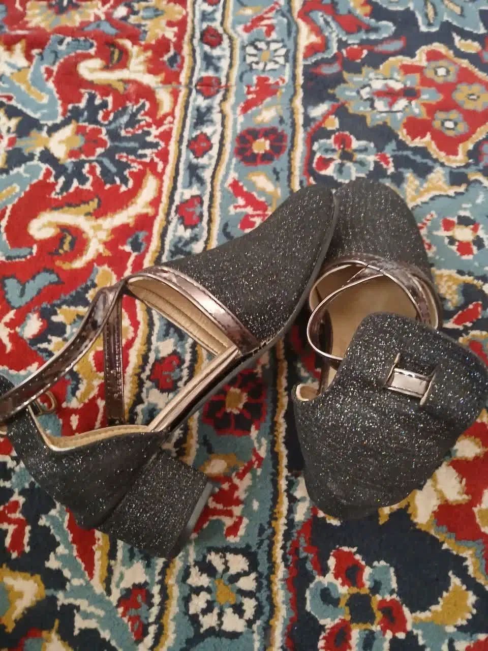 کفش مجلسی|کیف، کفش، کمربند|قم, شهر قائم|دیوار