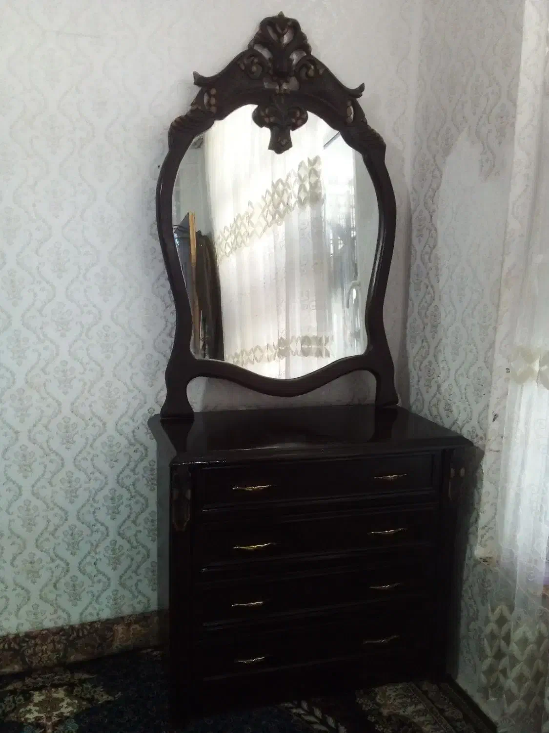 ست تخت خواب دونفره بامیزآرایش|تخت و سرویس خواب|دورود, |دیوار