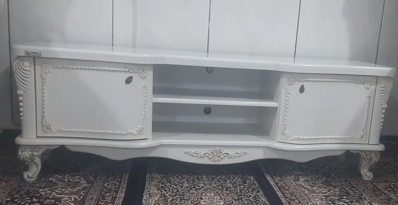 مبل نه نفره|مبلمان خانگی و میز عسلی|لالجین, |دیوار