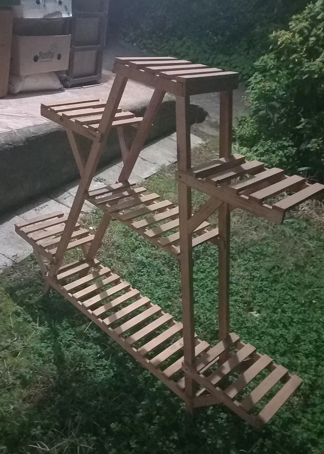 استند گل|کتابخانه، شلف، قفسههای دیواری|کلاچای, |دیوار