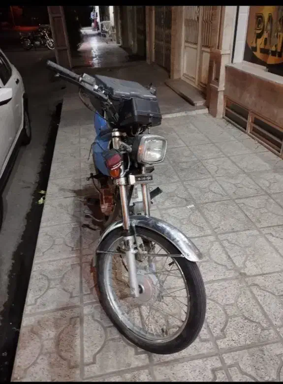 موتور ساوین 93|موتورسیکلت|قم, نخودی|دیوار