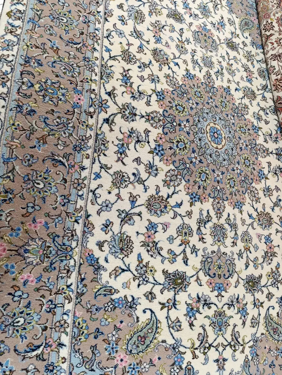 جفت ۶متری کاشان|فرش|اصفهان, نقش جهان|دیوار