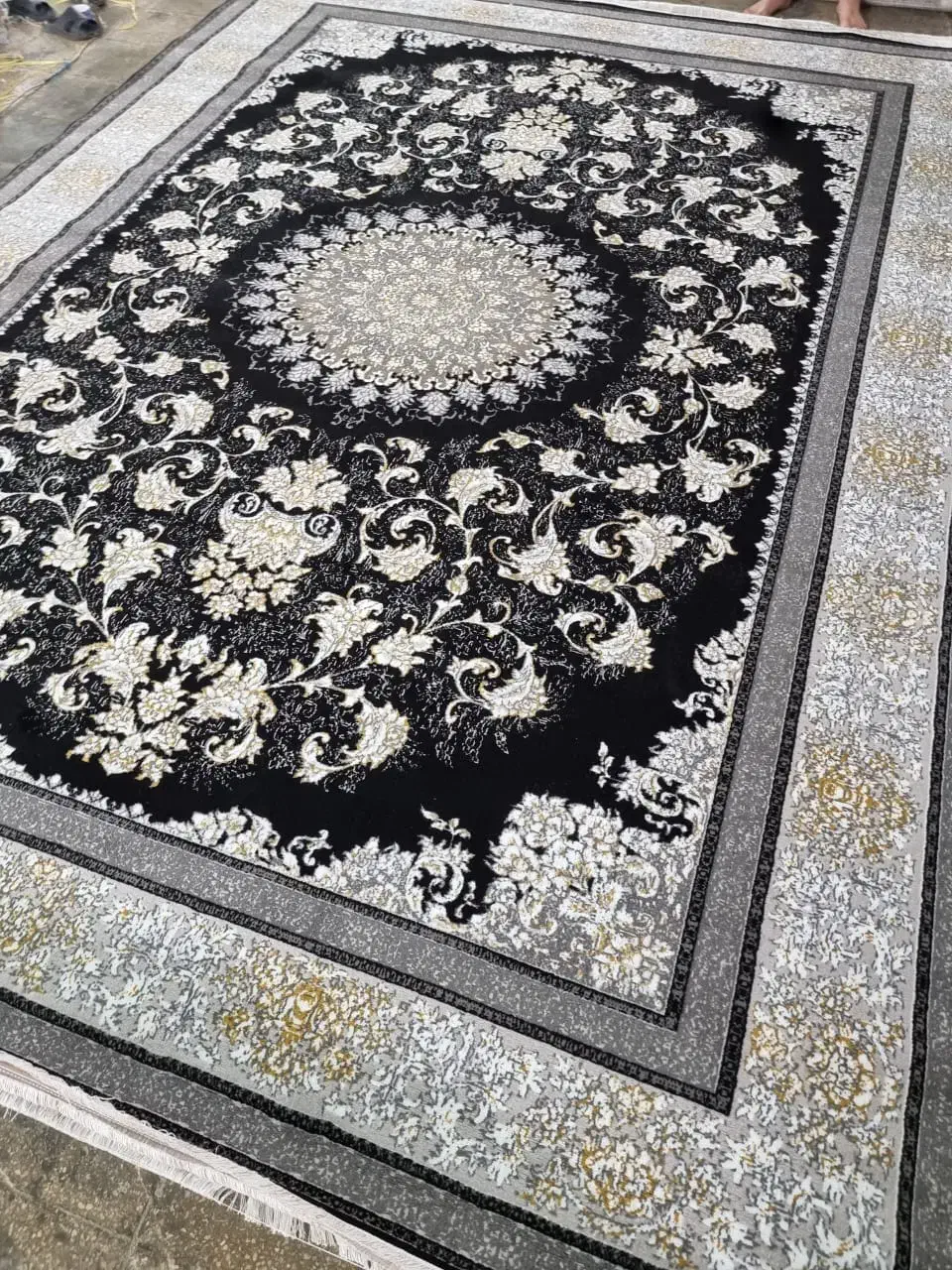 الکی نیست/ واقعی/قیمت هر فرش/ فقط ۲.۹۹۵ میلیون|فرش|تبریز, |دیوار