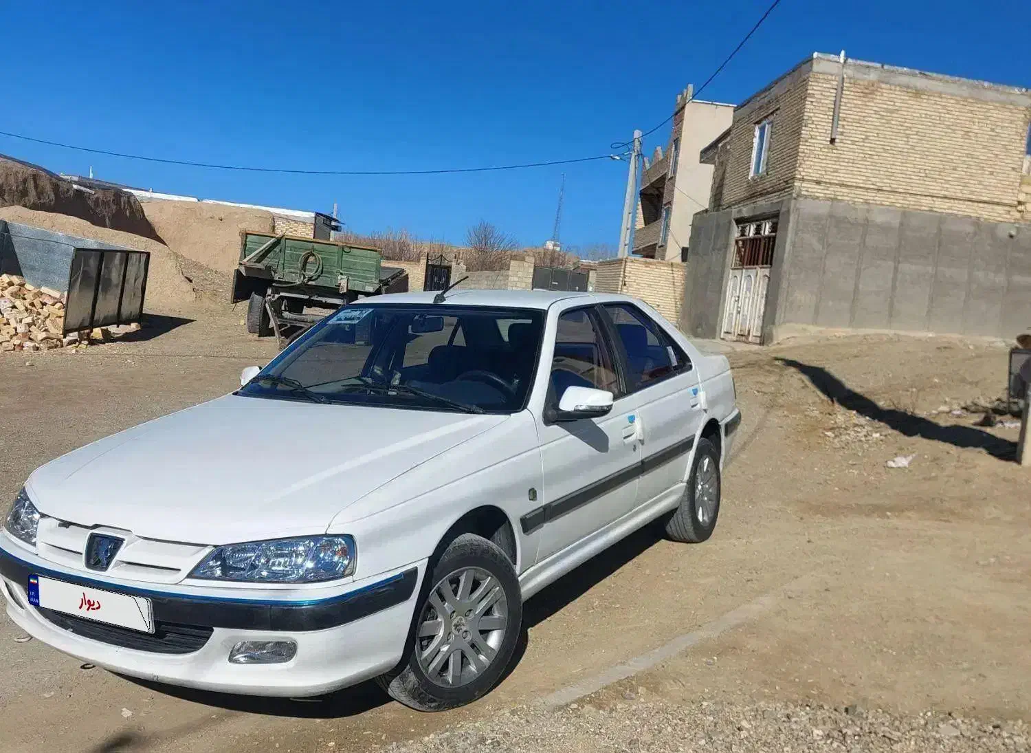 پارس تیوفایومدل۹۴ بی‌رنگ|خودرو سواری و وانت|بیجار, |دیوار