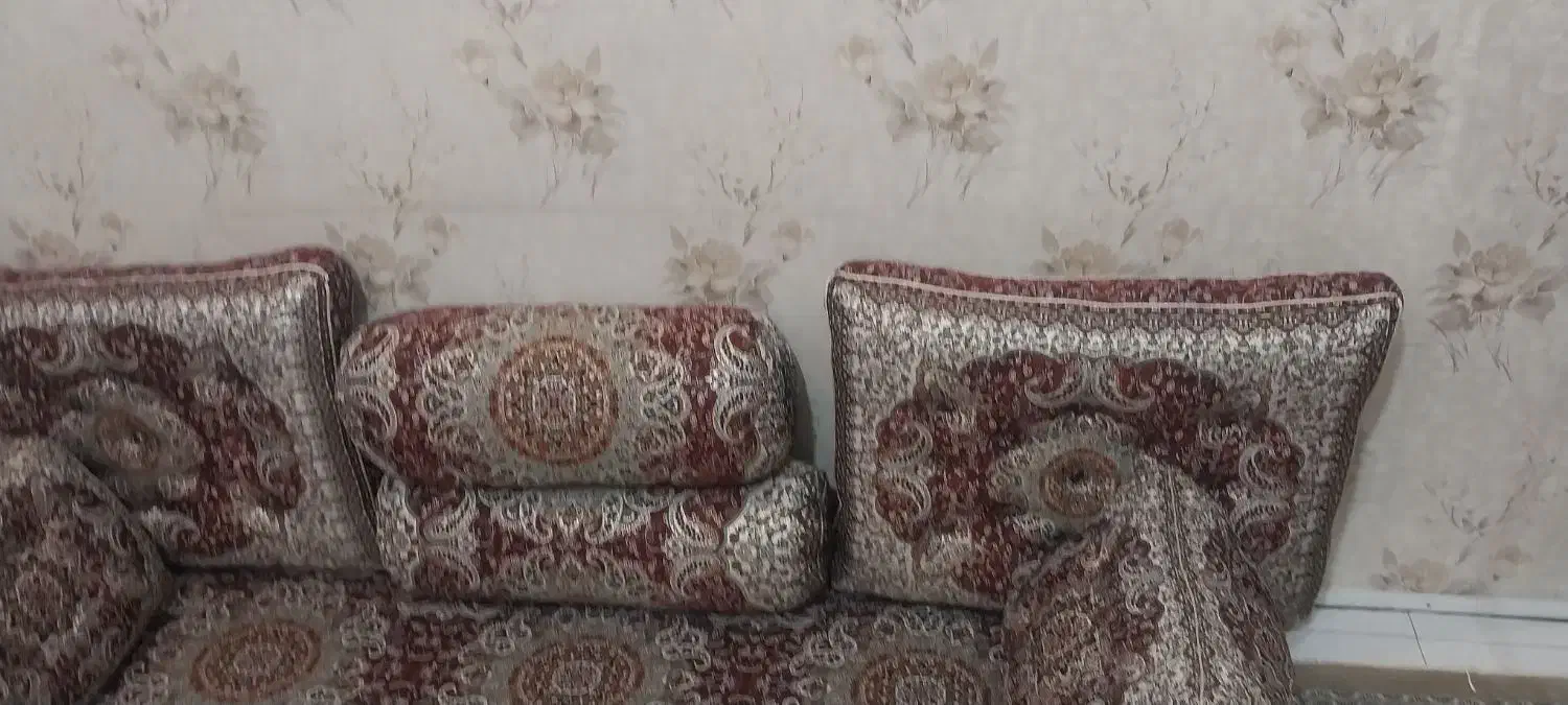 هخامنشی|پشتی|مشهد, خرمشهر|دیوار