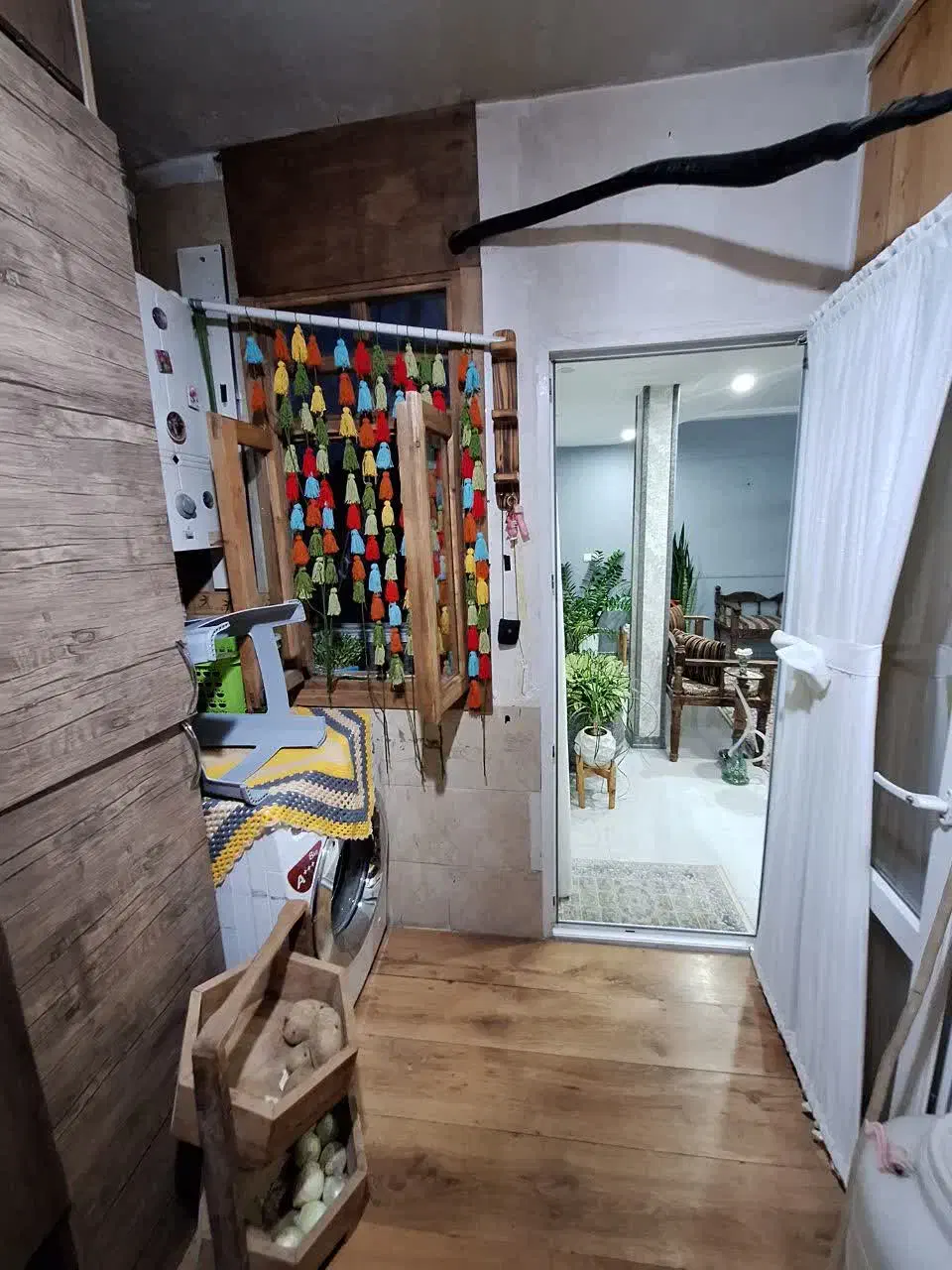 فرحزاد ۱۲۰ متر ۳خواب طبقه دوم