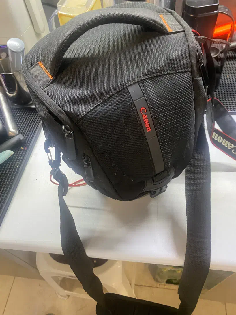 Canon 850d|دوربین عکاسی و فیلم‌برداری|شیراز, هفت تنان|دیوار