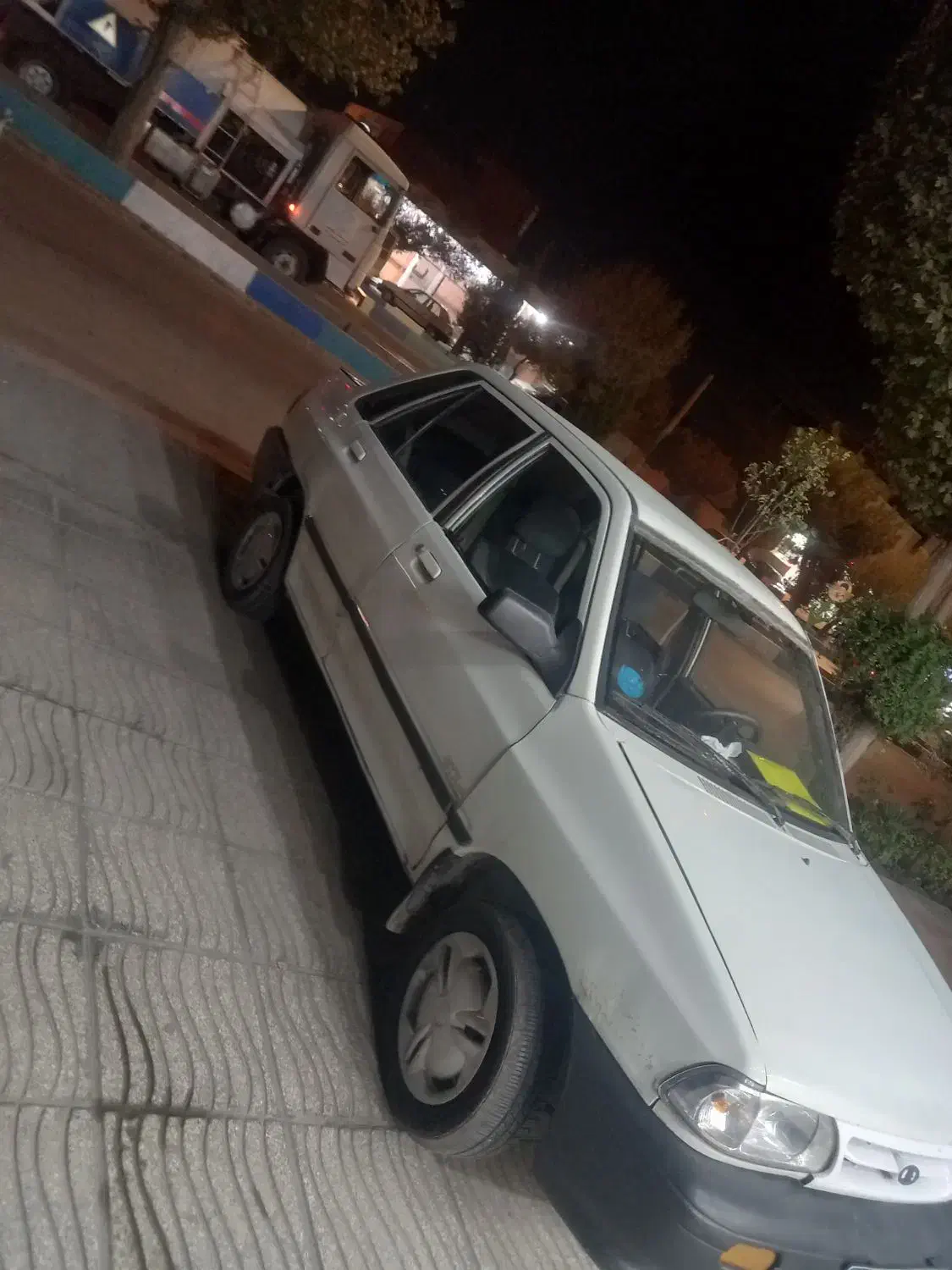 پراید صبا مدل۸۲ مصرف کننده زنگ بزنه|خودرو سواری و وانت|میبد, |دیوار