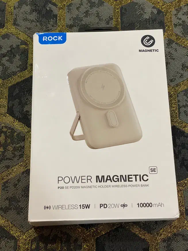 پاور بانک مغناطیسی|لوازم جانبی موبایل و تبلت|خمام, |دیوار