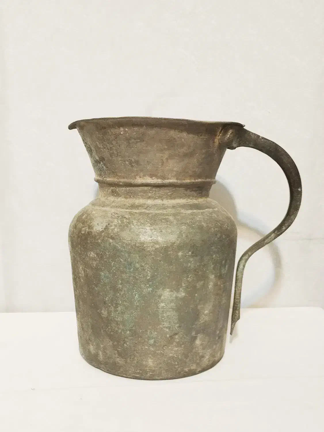 مجموعه وسایل قدیمی عتیقه|کلکسیون اشیاء عتیقه|مشهد, آبکوه|دیوار