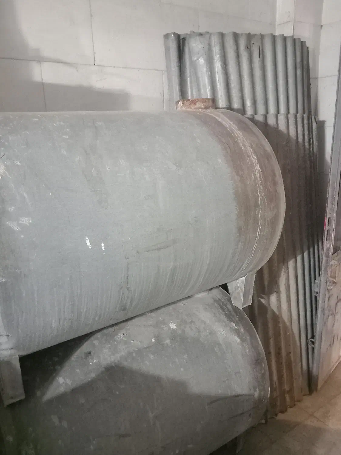 تانکر آب و ورق ایرانیت|مصالح و تجهیزات ساختمان|مشهد, کشاورز|دیوار