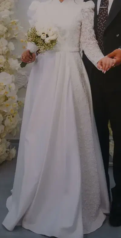 لباس عقد|لباس|مینودشت, |دیوار