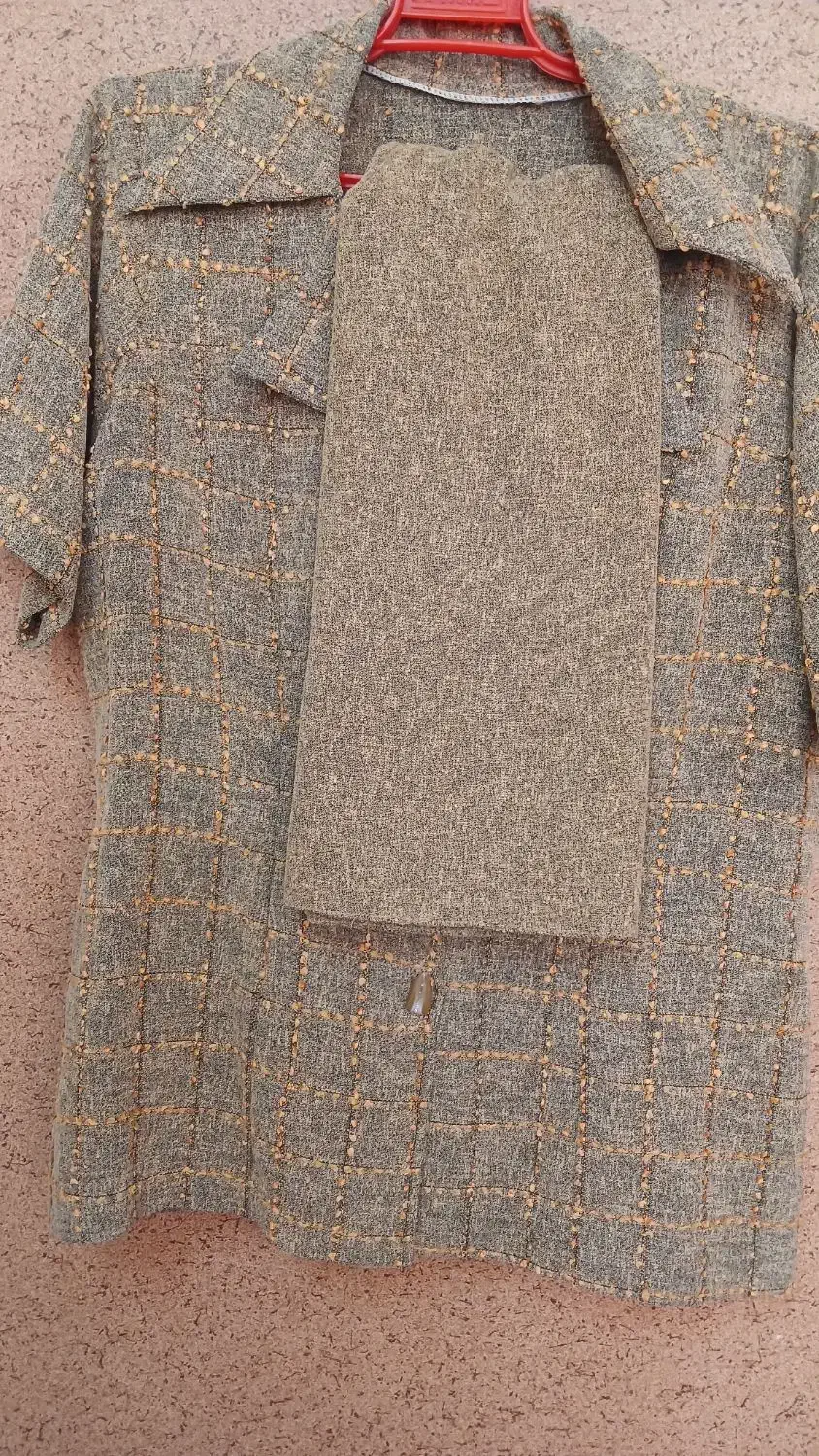 لباس زنانه وکودک ومردانه|لباس|قائن, |دیوار