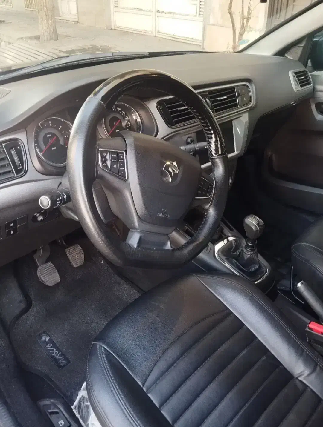 تارا V1 شش دنده مشکی 1404|خودرو سواری و وانت|بوشهر, |دیوار