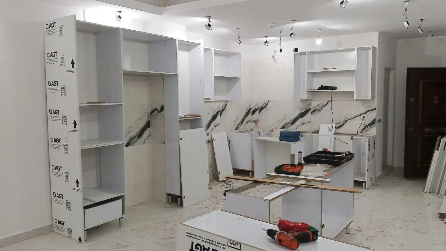 خدمات حرفه ای تعمیرات کابینت و کمد دیواری|خدمات پیشه و مهارت|کرج, شهرک بنفشه|دیوار