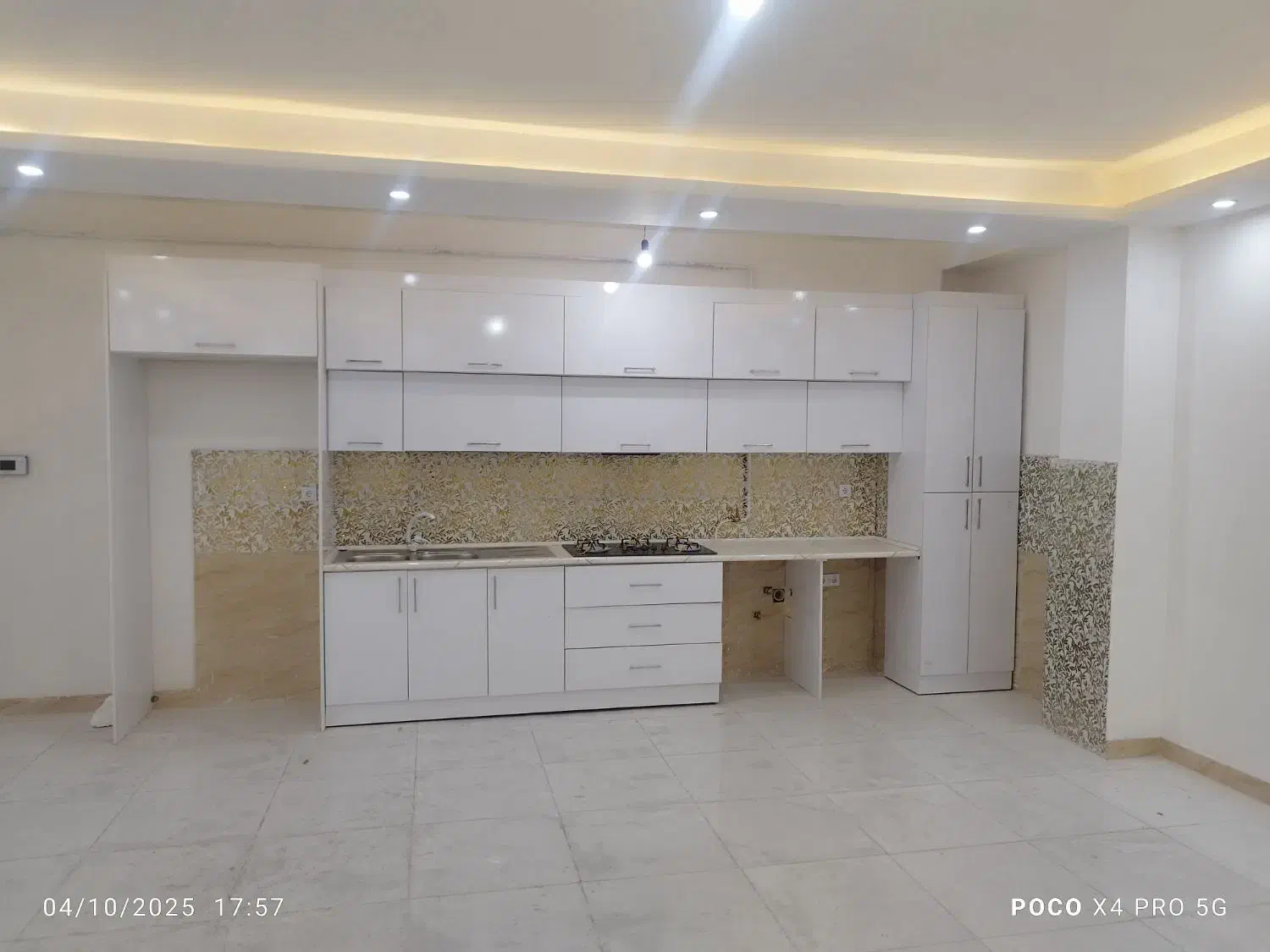 سنددار ۱۰۵m توشیبا باهنر بیانی پیامنور کوی طالقانی|فروش آپارتمان|رشت, آب و برق|دیوار