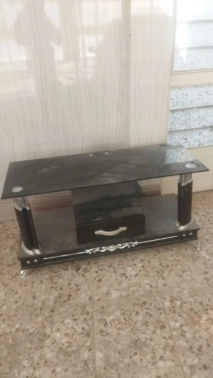 میز تلویزیون شیشه ای|میز تلویزیون|سرعین, |دیوار