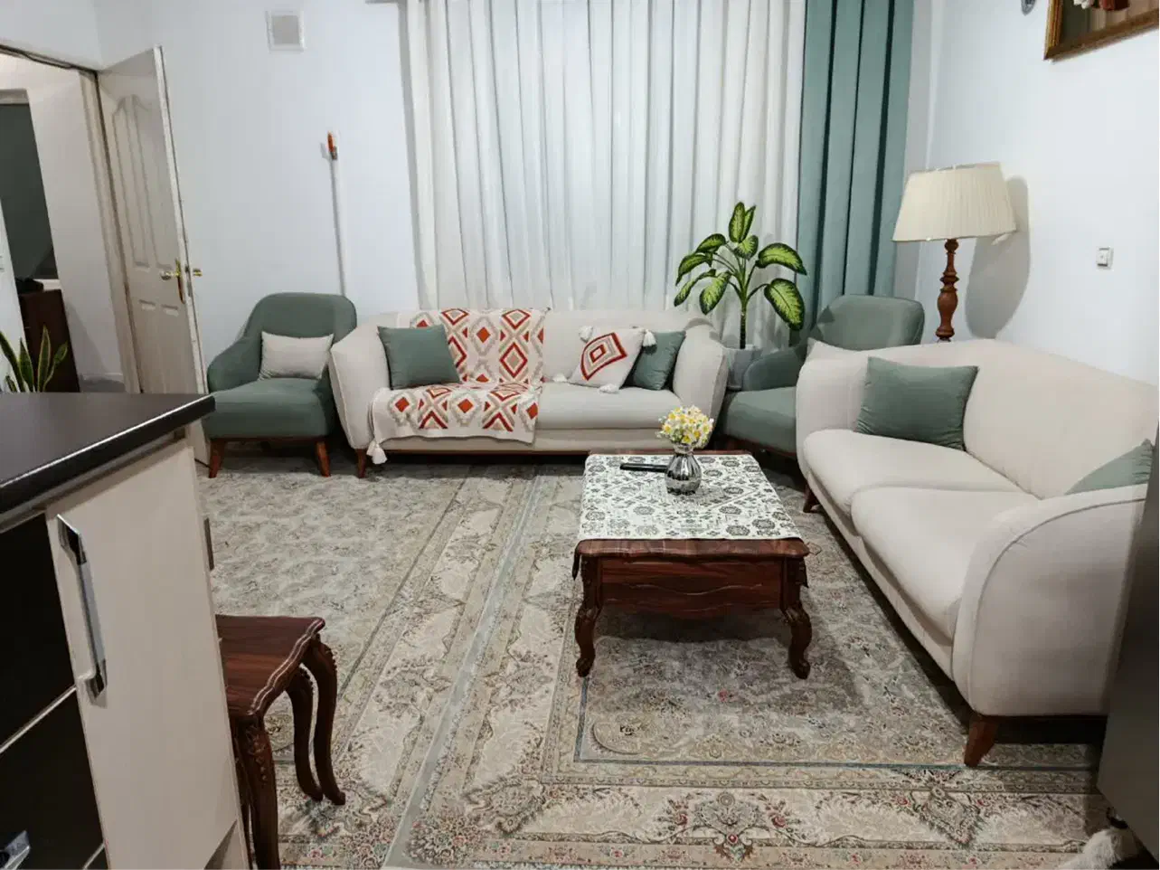 ۸۰ متر مسکونی مرکز شهر|فروش آپارتمان|طالقان, |دیوار