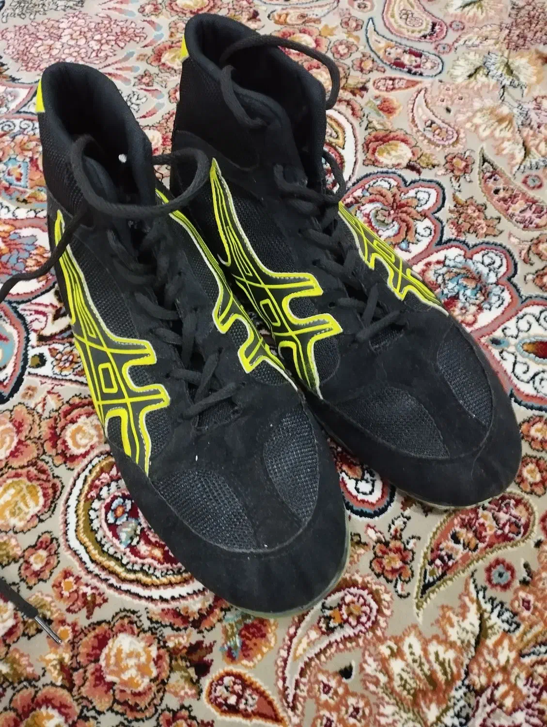 لباس و کفش کشتی|تجهیزات ورزشی|مرند, |دیوار