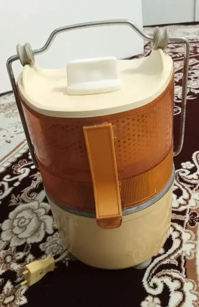 آب میوه گیری قدیمی مفت|آبمیوهگیر و آبمرکباتگیر|قرچک, مهدیه|دیوار