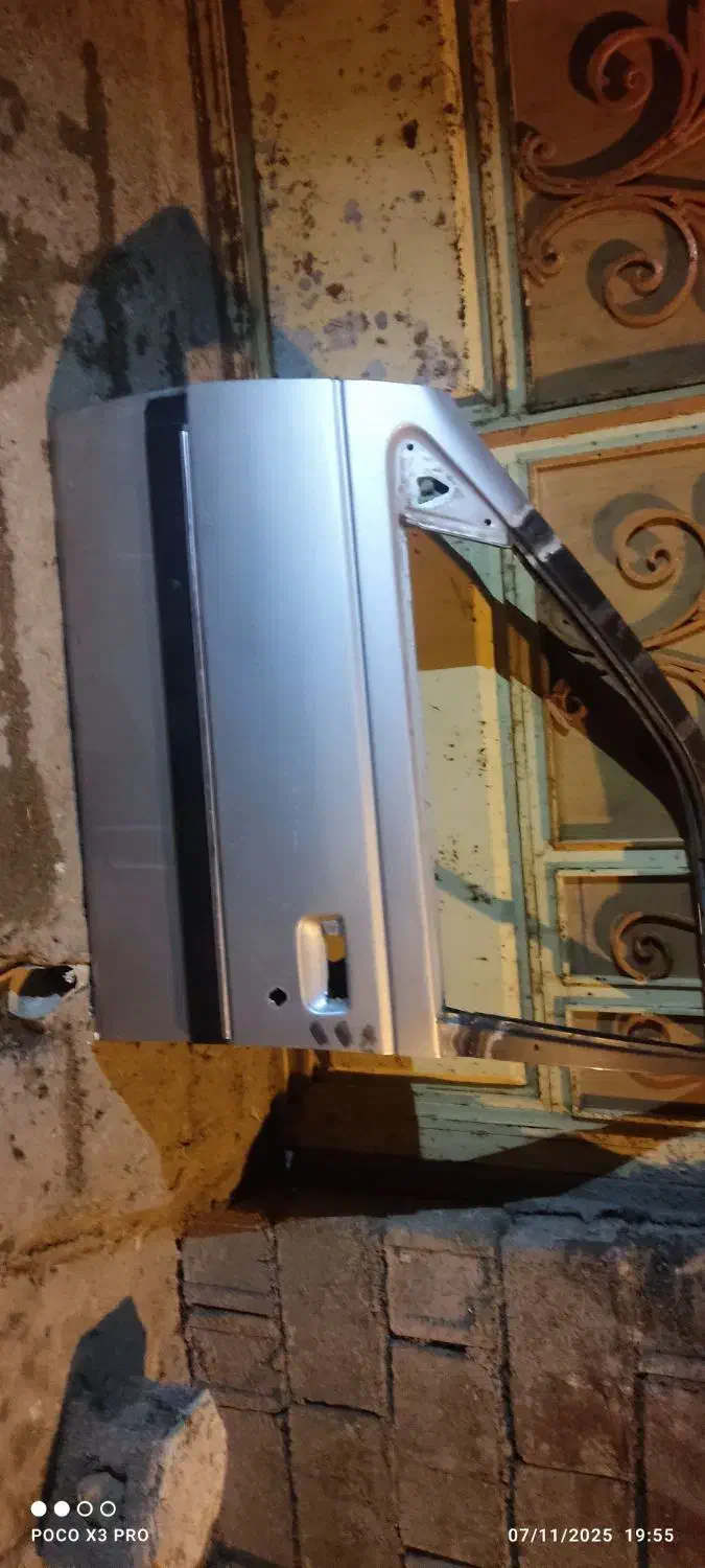 فروش درب پژو ۴۰۵سمت چپ درب راننده|قطعات یدکی و لوازم جانبی|لنده, |دیوار