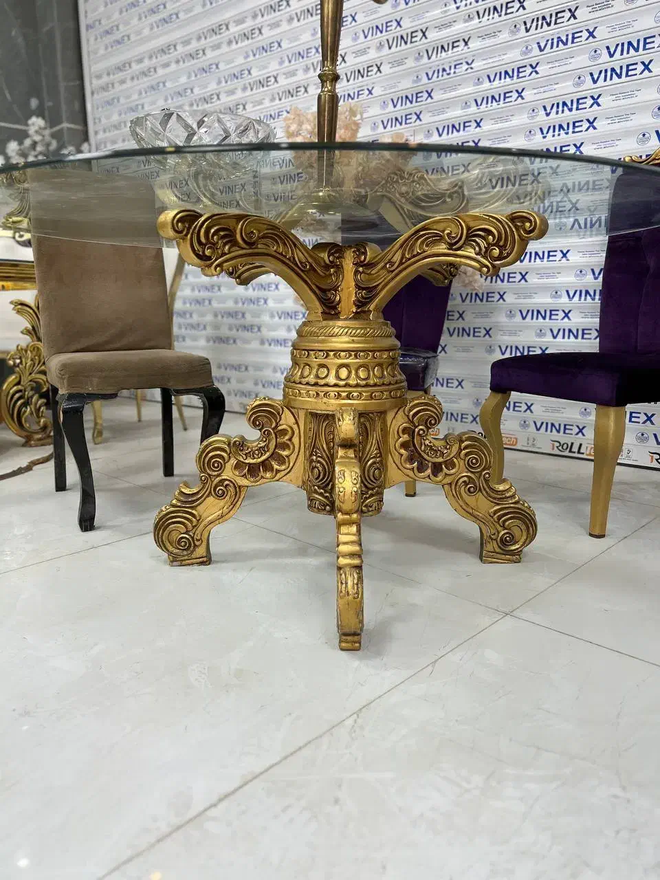 میزدست دوم رزین با شیشه/تالاروخانه عقد|عمدهفروشی|ماهدشت, |دیوار