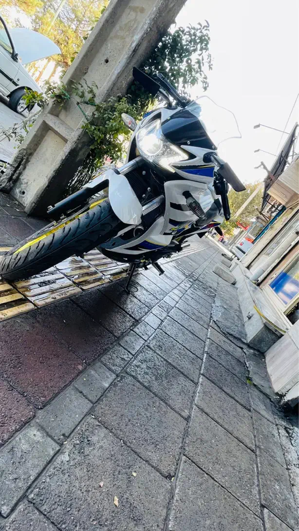 مگلی مدل ۱۴۰۳ فوق العاده تمیز|موتورسیکلت|میاندوآب, |دیوار